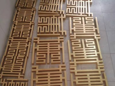 銅字貼金