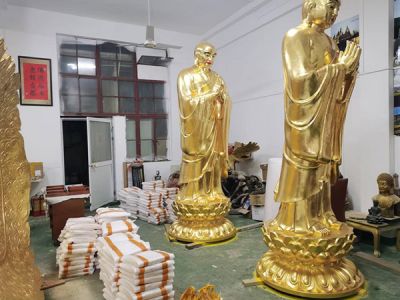 鍛銅貼金佛像