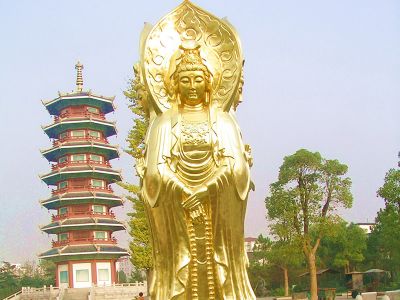 上海七寶教寺觀(guān)音貼金